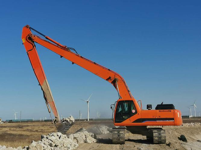 来延永,公司经营范围包括:各类工程建设活动;建筑劳务分包